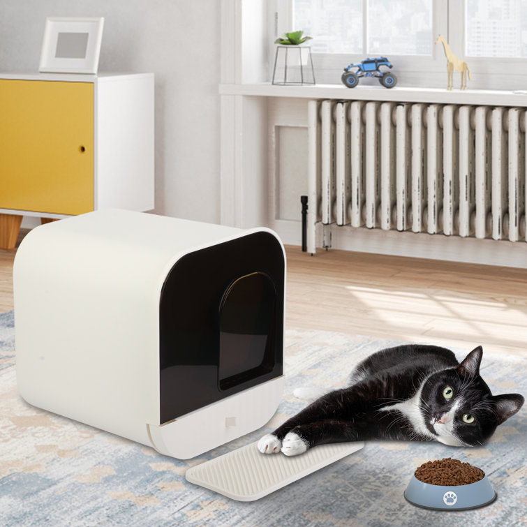 Large covered hotsell cat litter box